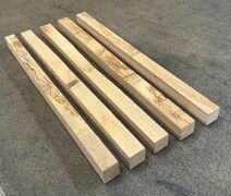 2. sortering af Egetræsstave ca 46x48x800mm