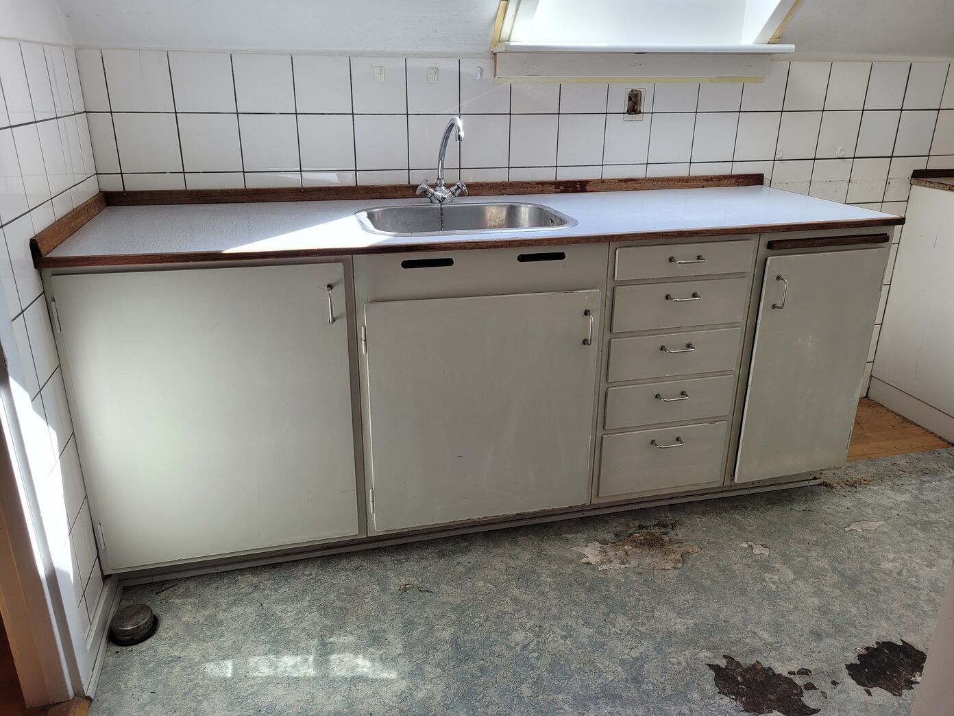 Komplet lille 60’er køkken