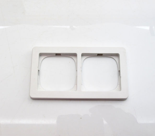 Opus66 softline ramme, 2M lodret, hvid Opus66 softline ramme, 2M lodret, hvid