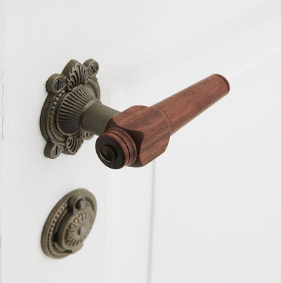 Trægreb til gammel dør - spidsgreb i bubinga