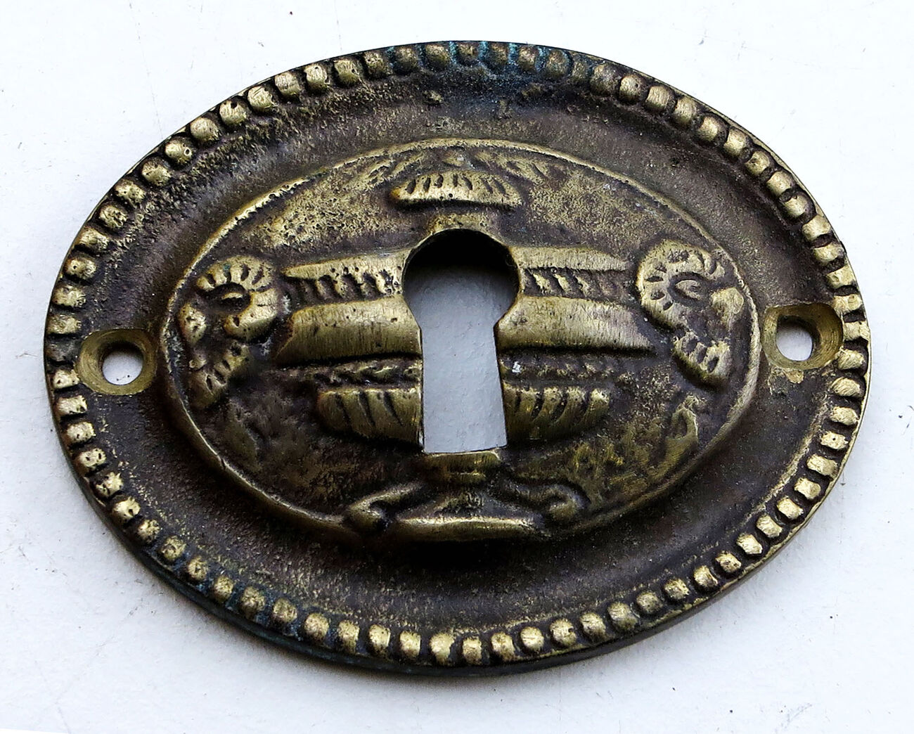 Nøgleskilt til møbel - messing