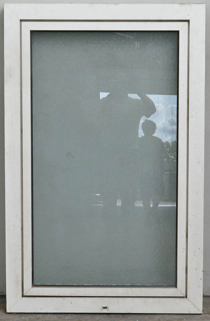 Badeværelse vindue med matteret glas