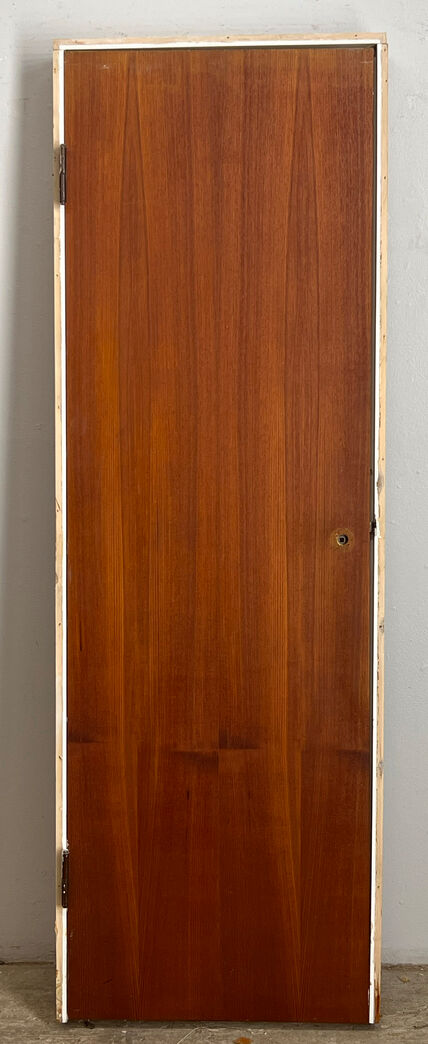 Fineret dør med karm