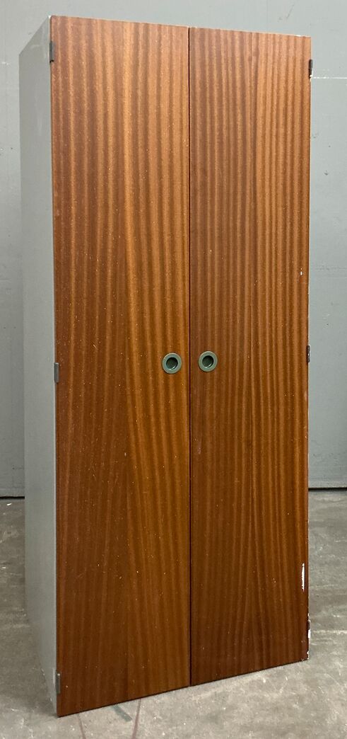 Tectum dobbelt garderobeskab m. malerstænk på lågerne