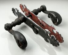 Svungent greb til hoveddøren