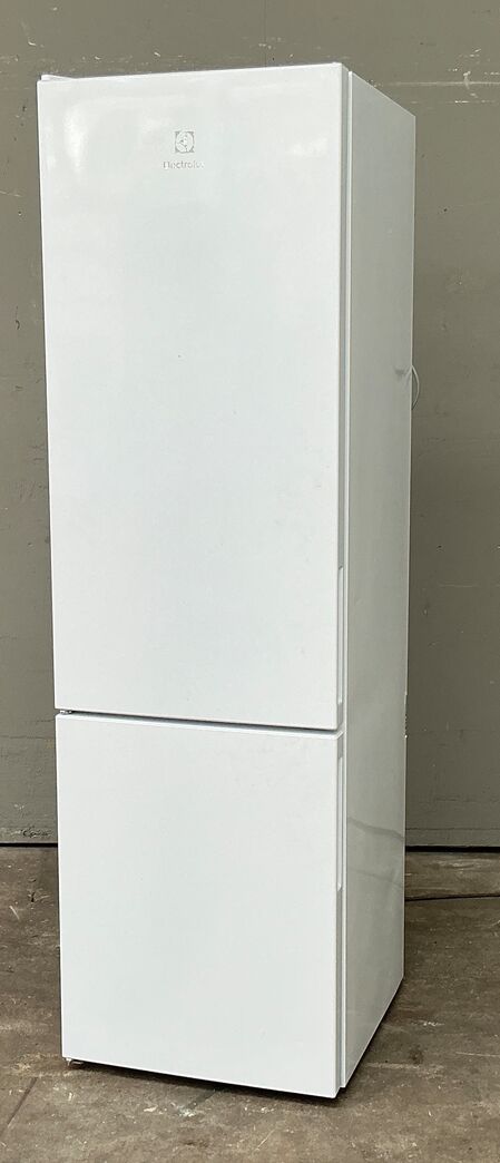 Fritstående Elektrolux køle/fryseskab 194/74 liter