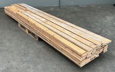 Brugt gulvbrædder i fyr, 17 m2, 11,3 cm