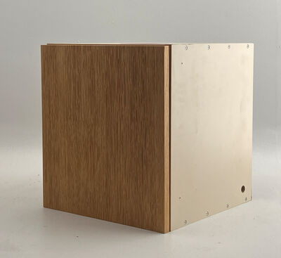 Skab 40 x 40 x 40 cm