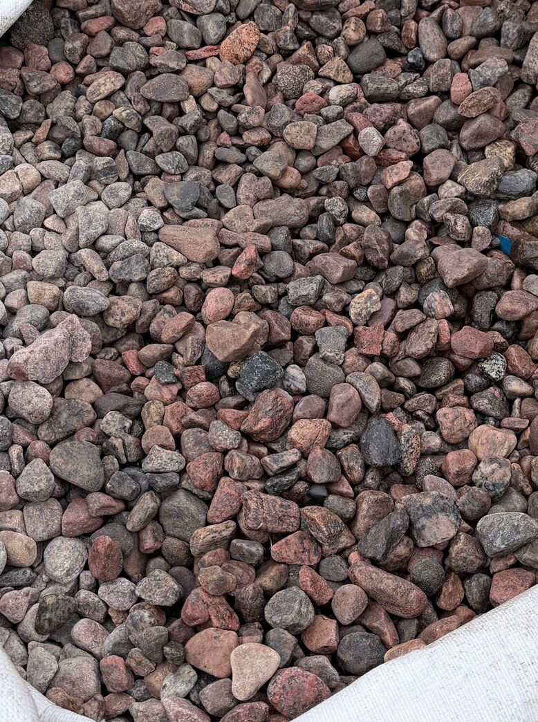 600 kg. Nøddesten ca 16-32 mm