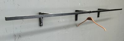 Hyldeknægt i metal 214 cm