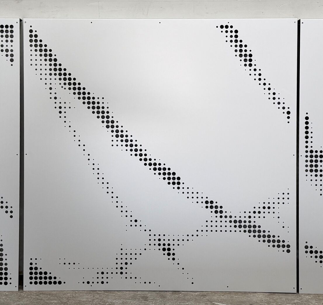 Aluminiumsplade med hulmønster 1200x1195 mm