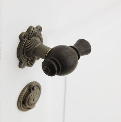 Trægreb til ny dør - Parvus i røget eg