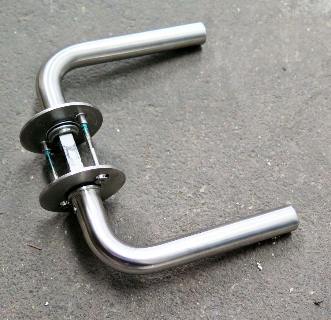 Dørgreb i stål, L-form, 16mm