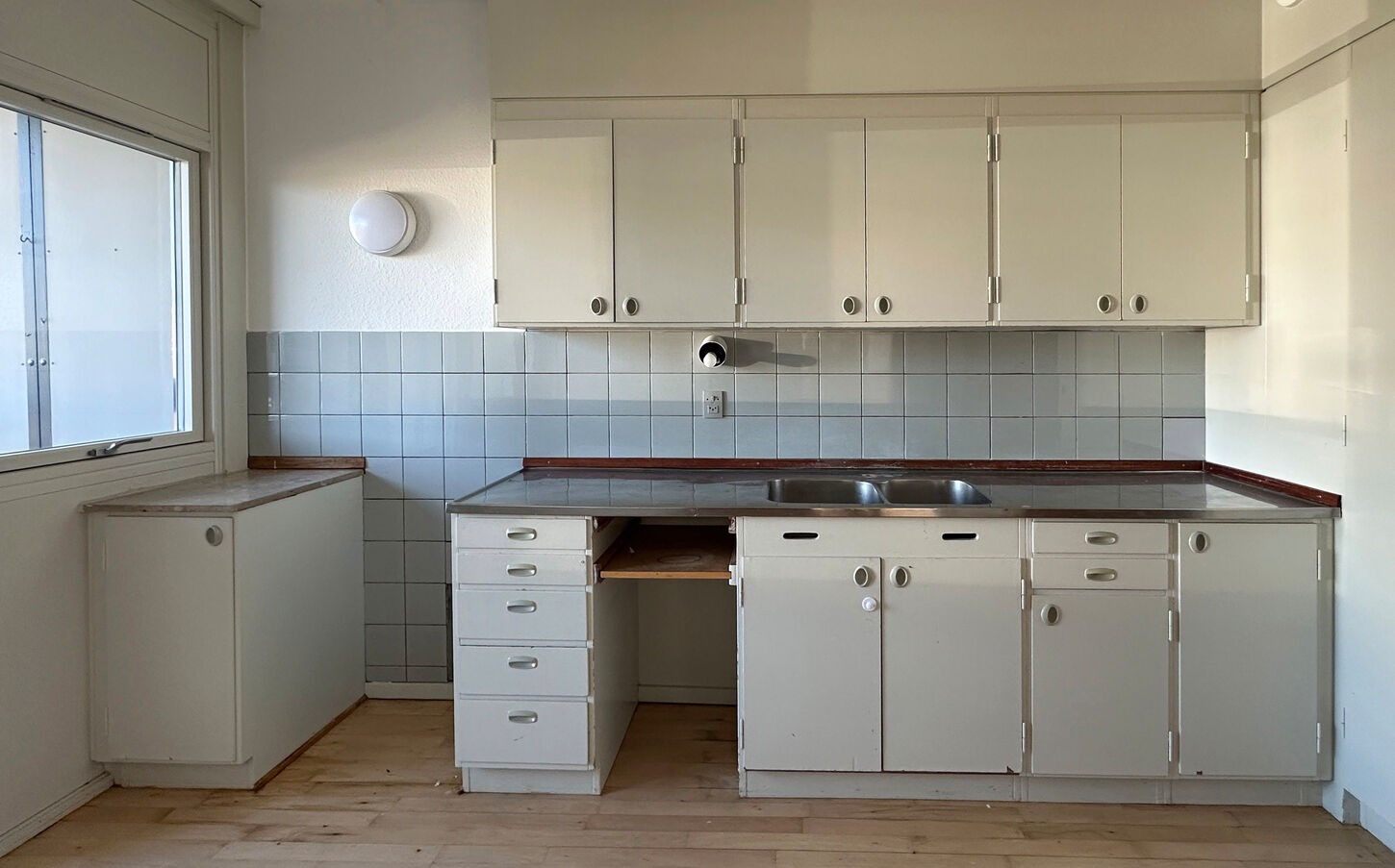 Komplet 60'er køkken, malet