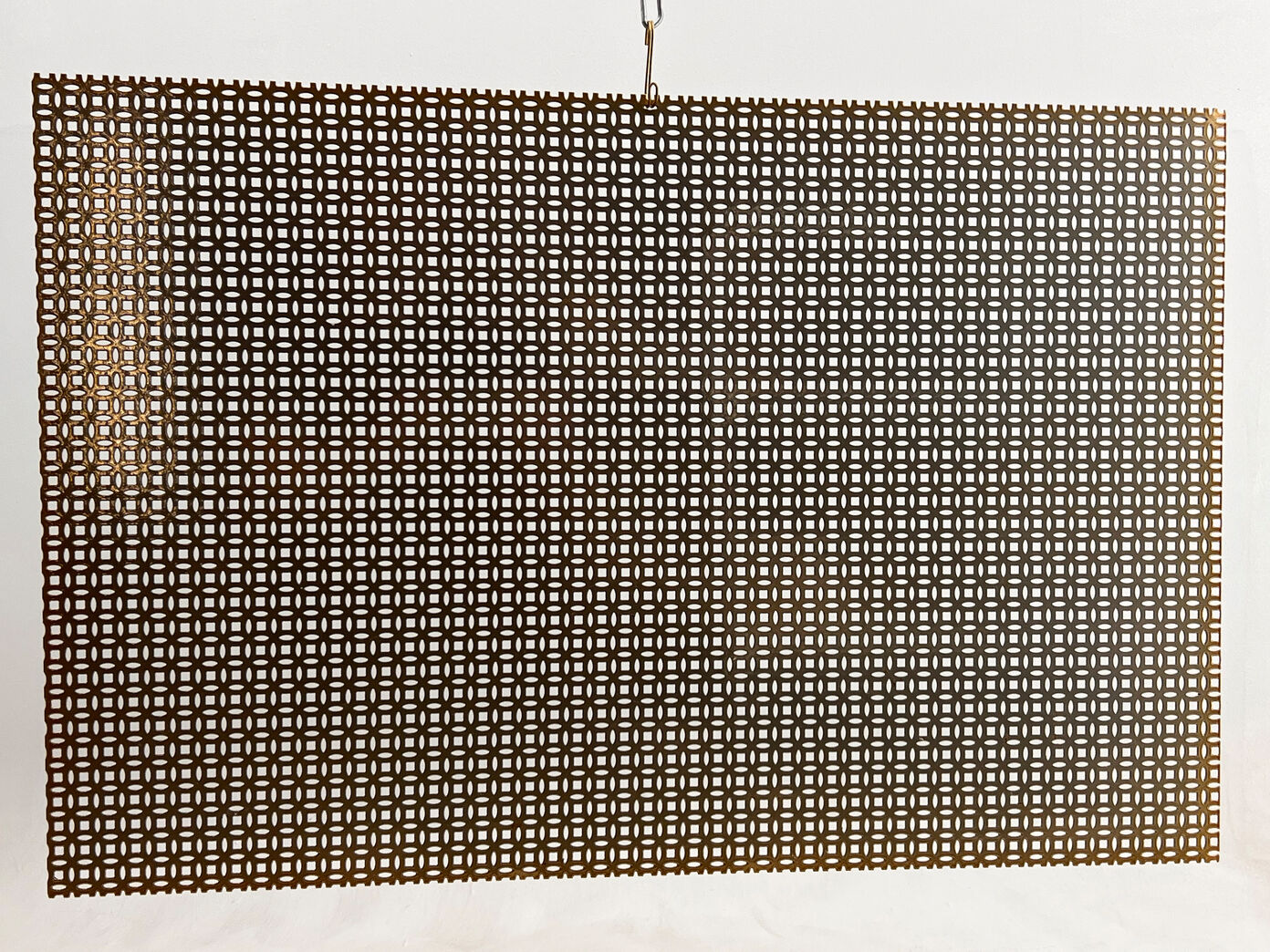 Perforeret metalplade