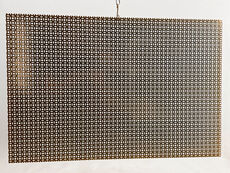 Perforeret metalplade