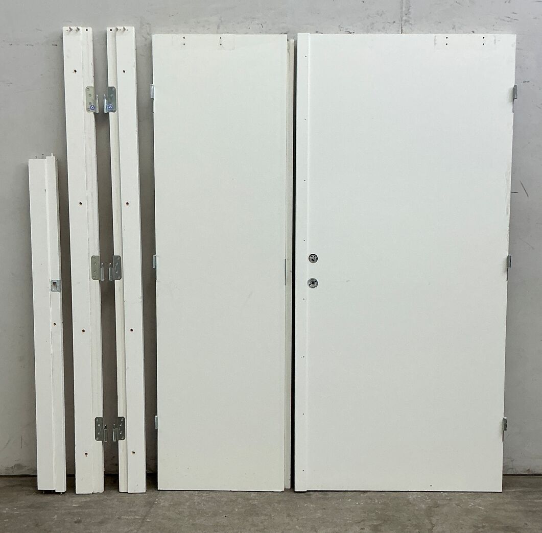 Trehøje dobbelt branddør BD30 M16 med karm