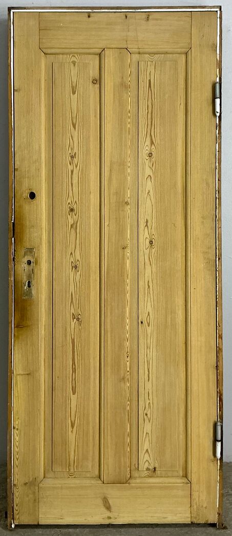 Fyldningsdør med karm