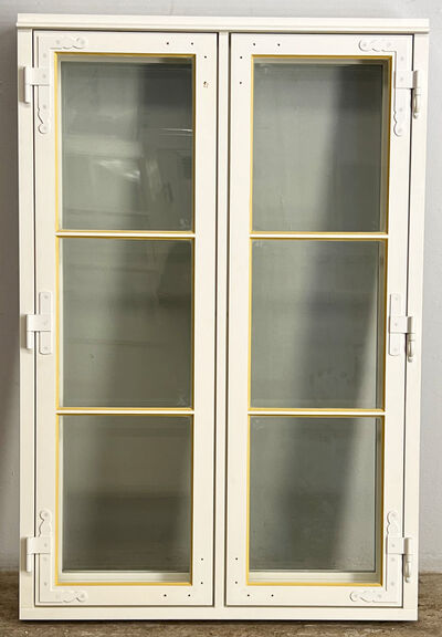 Bøjsø vindue med forsats