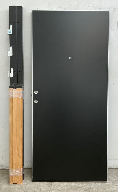 Sort BD30/db35 brand-/lyddør M10 m/karm vh.