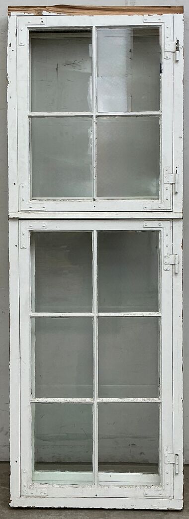 Højt sprossevindue m/forsatsvindue og skade