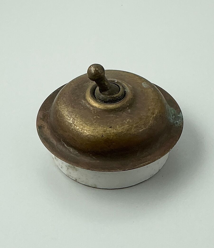 Glat messing korrespondance afbryder 1-pol