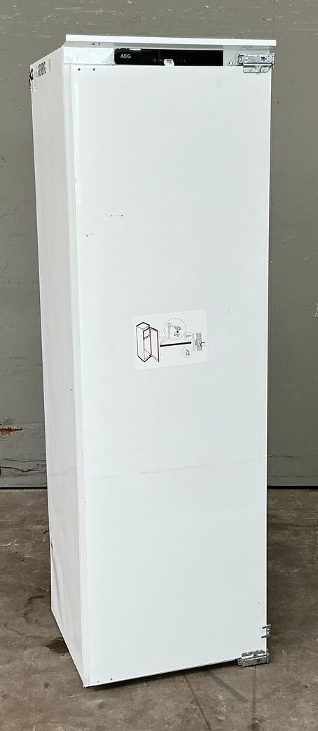 AEG integrerbart køleskab 310 liter