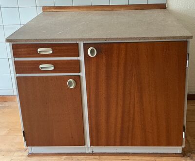 Original 60'er køkken med terrazzoplade