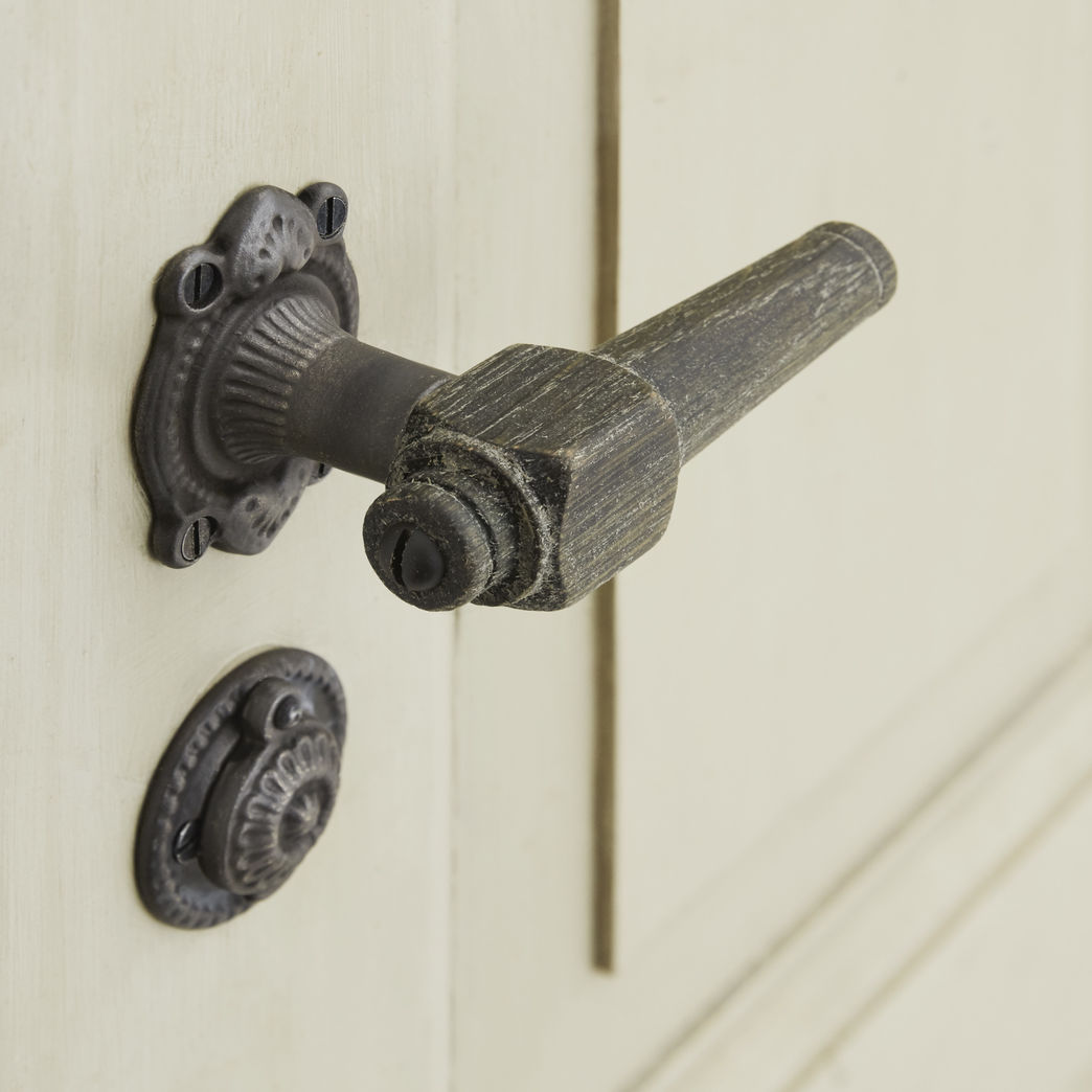 Trægreb til ny dør - spidsgreb i røget eg