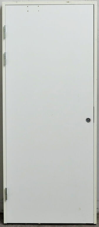 Indvendig dør med karm