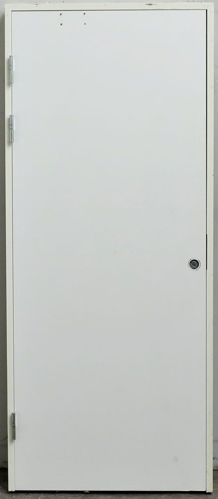 Indvendig dør med karm