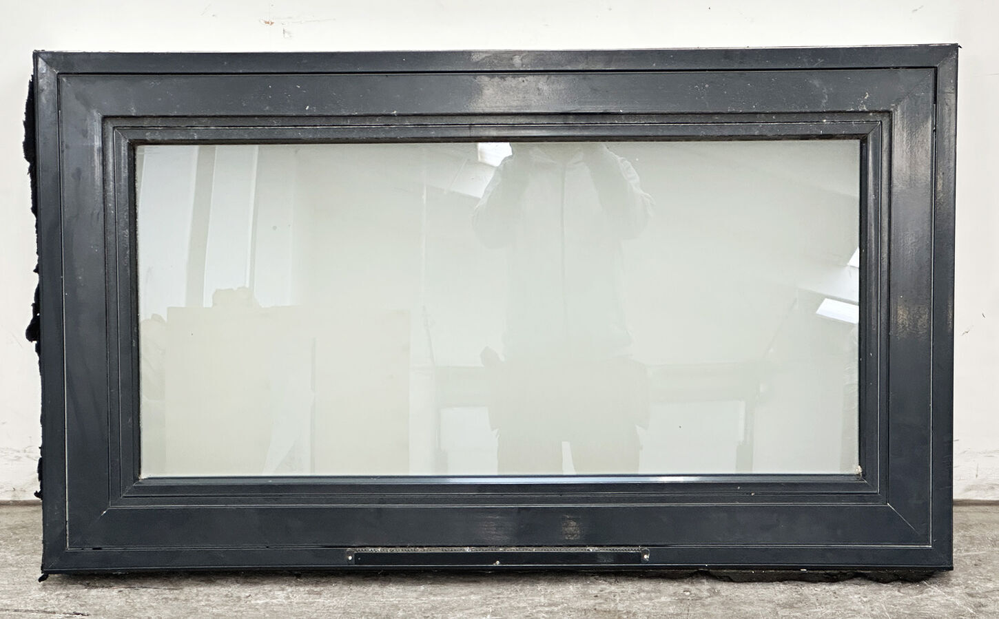 Træ alu vindue fra Velfac med matteret glas