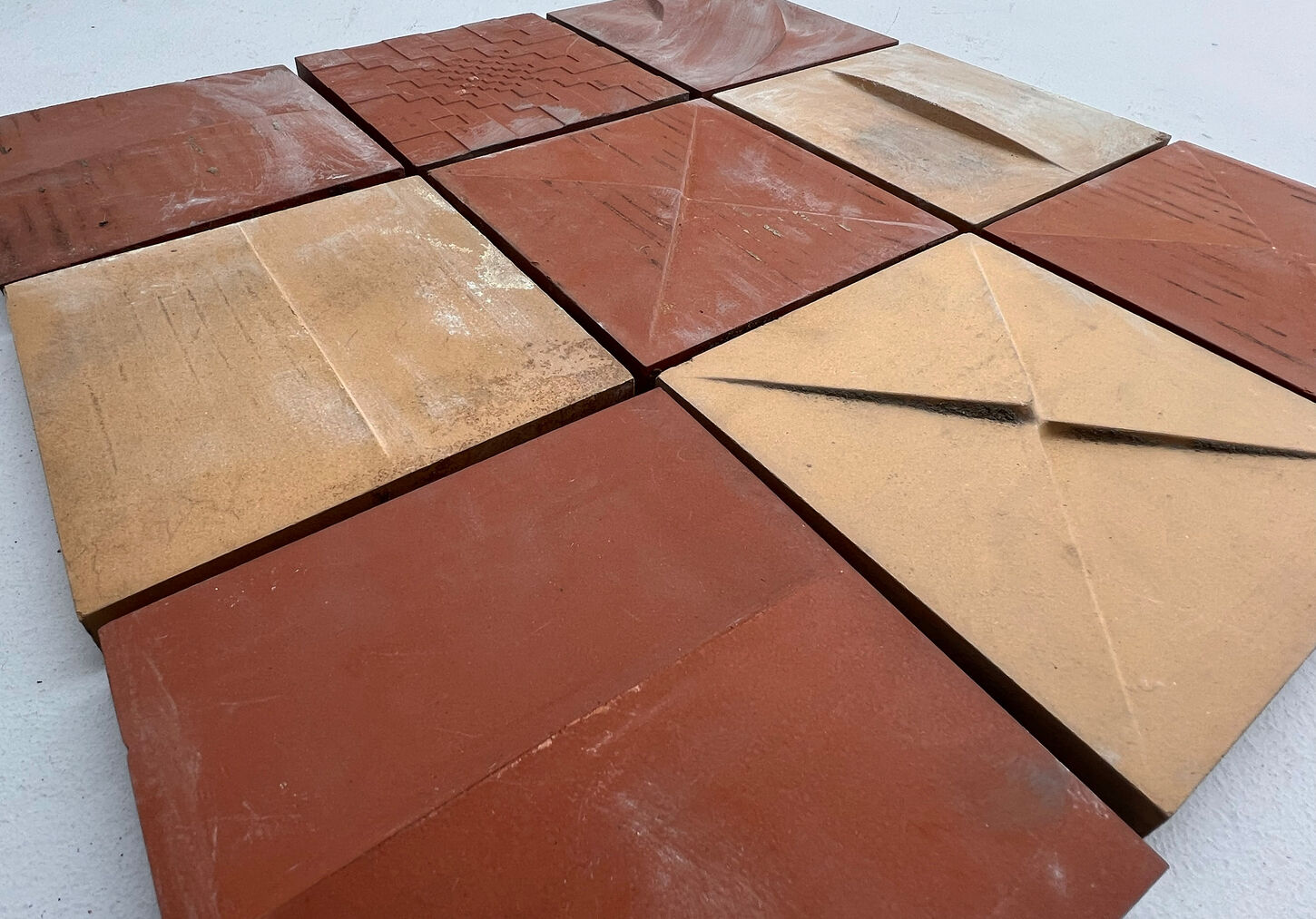 Hasle - klinke med relief Hasle - klinke med relief