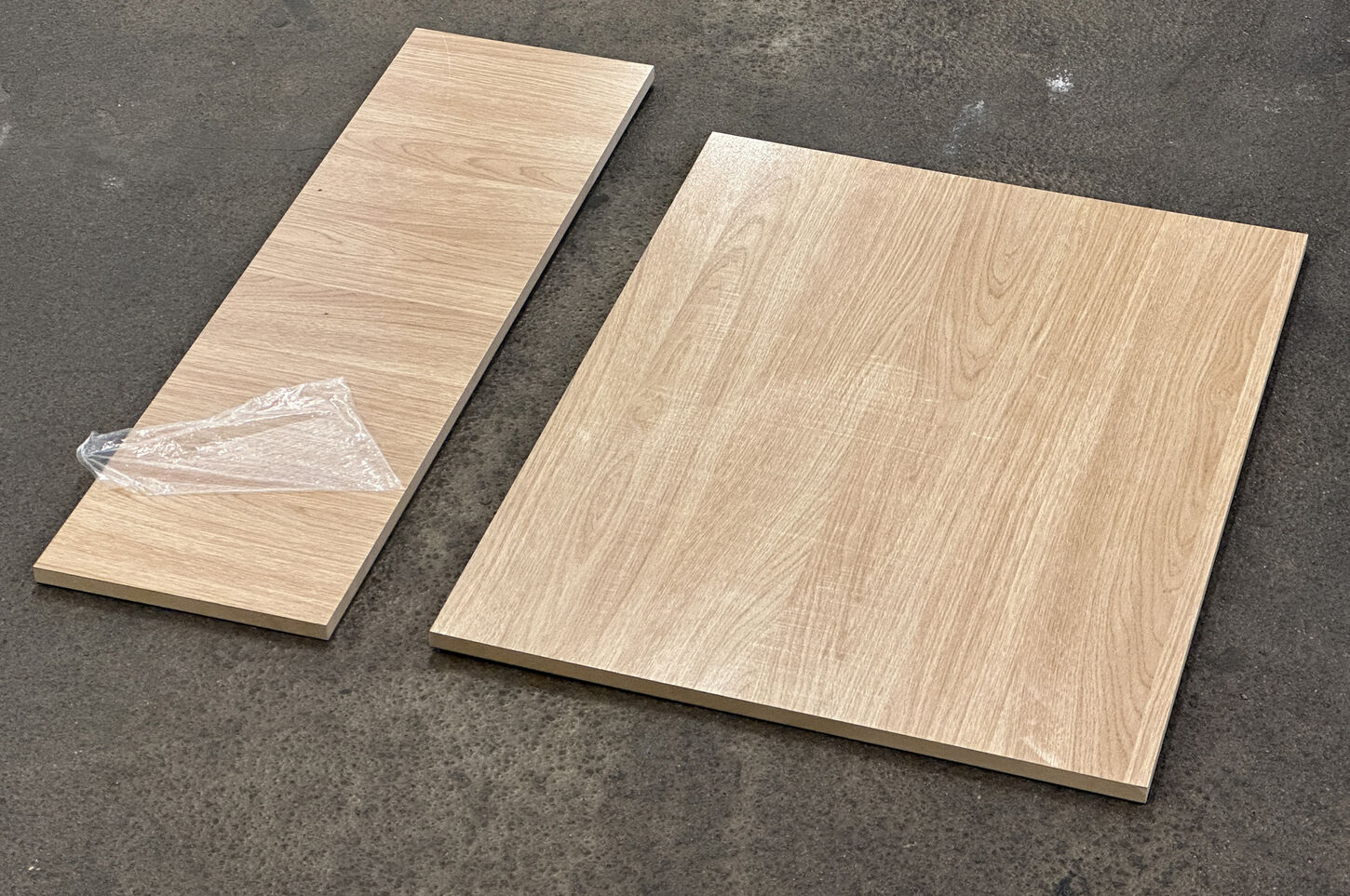 Samlet parti egetræs laminat 18 mm MDF