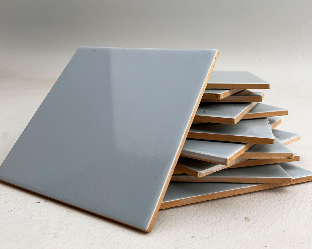 Blå flise 14,7 x 14,7 cm