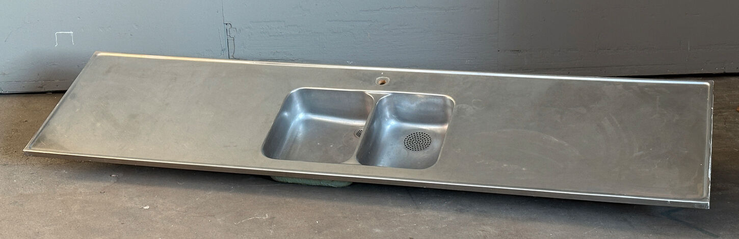 Stålbordplade med vask