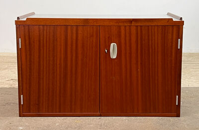 Lille skænk fra isbryderen 'Isbjørn' Lille skænk fra isbryderen 'Isbjørn'