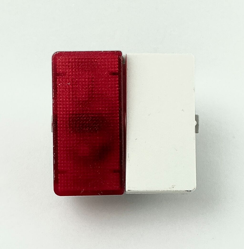 LK FUGA – Afbryder 1-polet rød - trappetryk