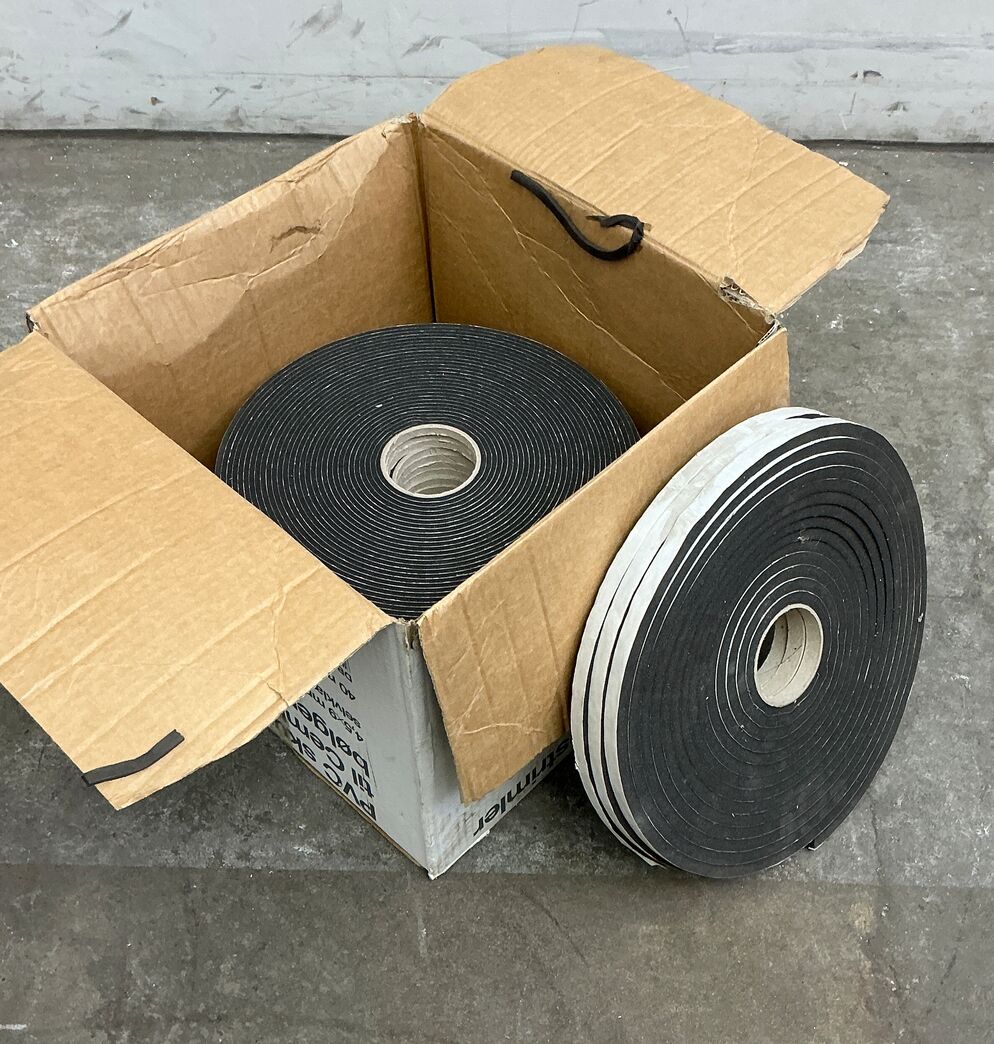 Kasse med 24 x PVC Skumstrimmel 4,5x9 mm a 20 meter