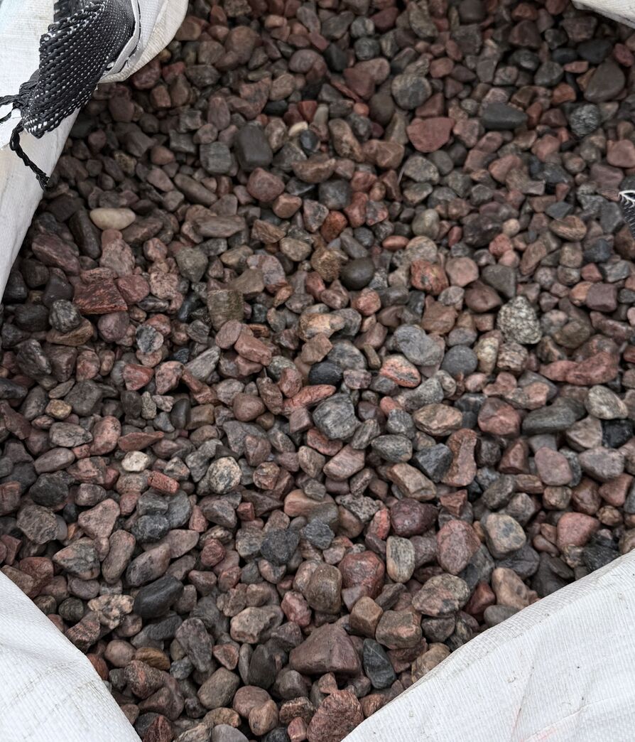 610 kg. Nøddesten ca 16-32 mm