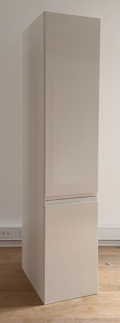 HTH højskab med 5 hylder 40X195,2x56,5cm
