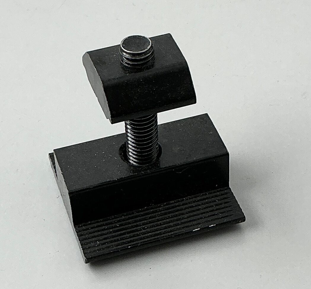 15 stk Solar mellem klemme til 30 mm paneler – sort