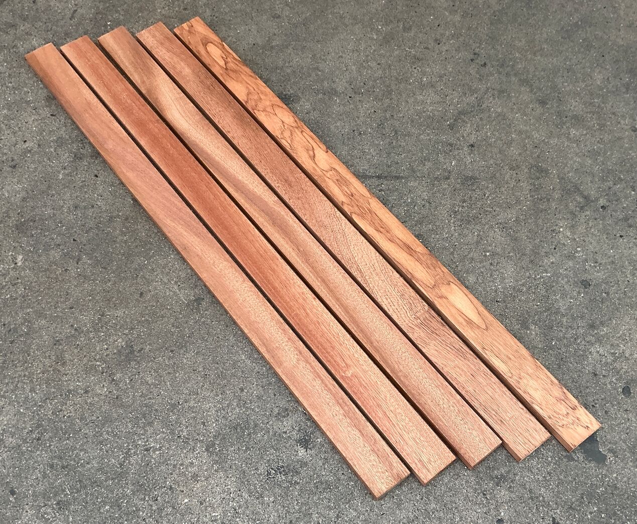 Mahognilister høvlet 4 sider 17x55x1000 mm