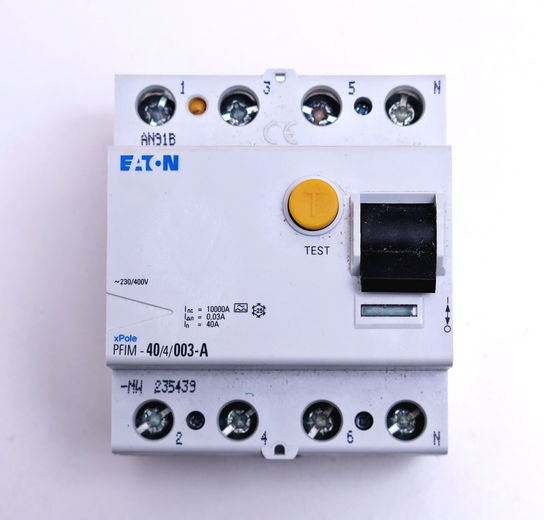 EAON HPFI relæ 4-pol 40/0,03A EAON HPFI relæ 4-pol 40/0,03A