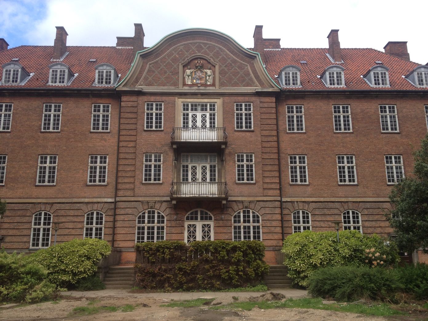 Fyldningsdør med karm