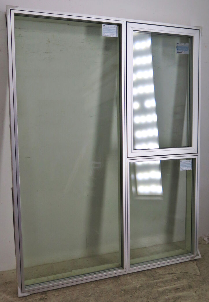 Stort vinduesparti fra Velfac med defekt. Stort vinduesparti fra Velfac med defekt.