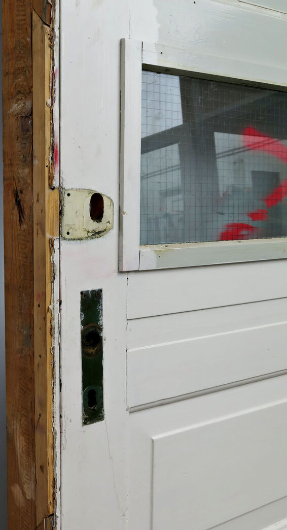 Skoledør fra Amager Fælled Skole.