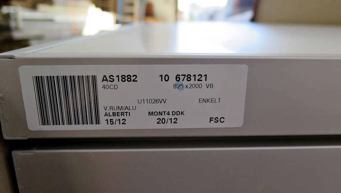 Swedoor vådrumsdør uden karm M9