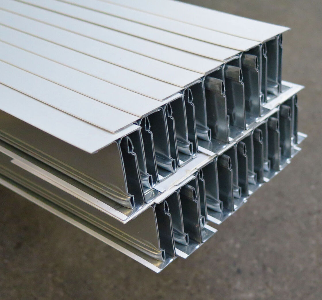 Aflastningsprofil 59 cm. Tilbehør til akustikplader