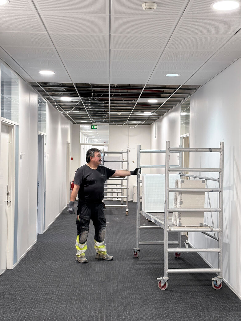 Gips akustikloft 585x585x12,5 mm Gips akustikloft 585x585x12,5 mm